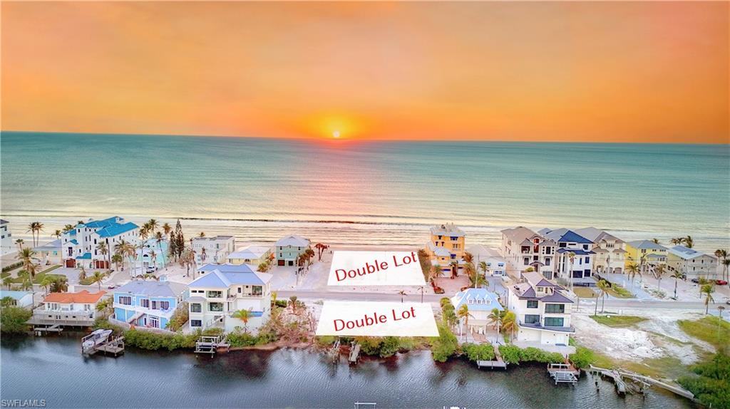 BEACH TO BAY LOT OPPORTUNITY.