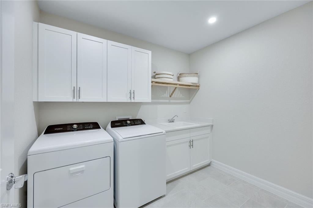 309 Indies DR W 102 photo 15
