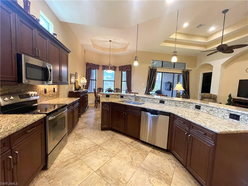 7302 Acorn WAY photo 12