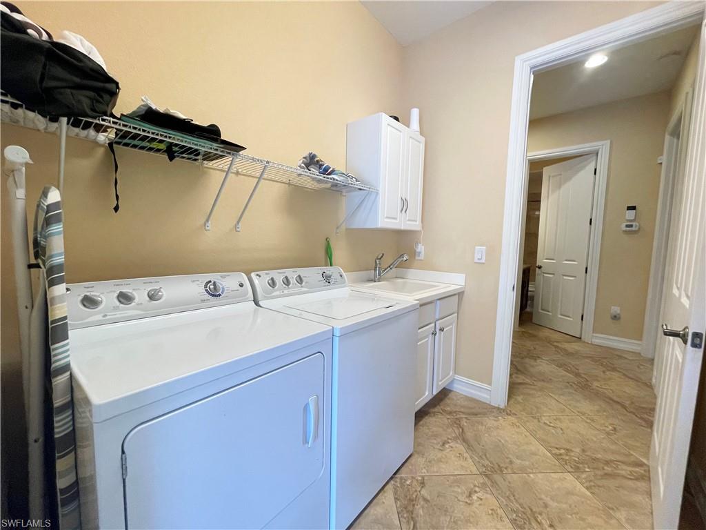7302 Acorn WAY photo 30