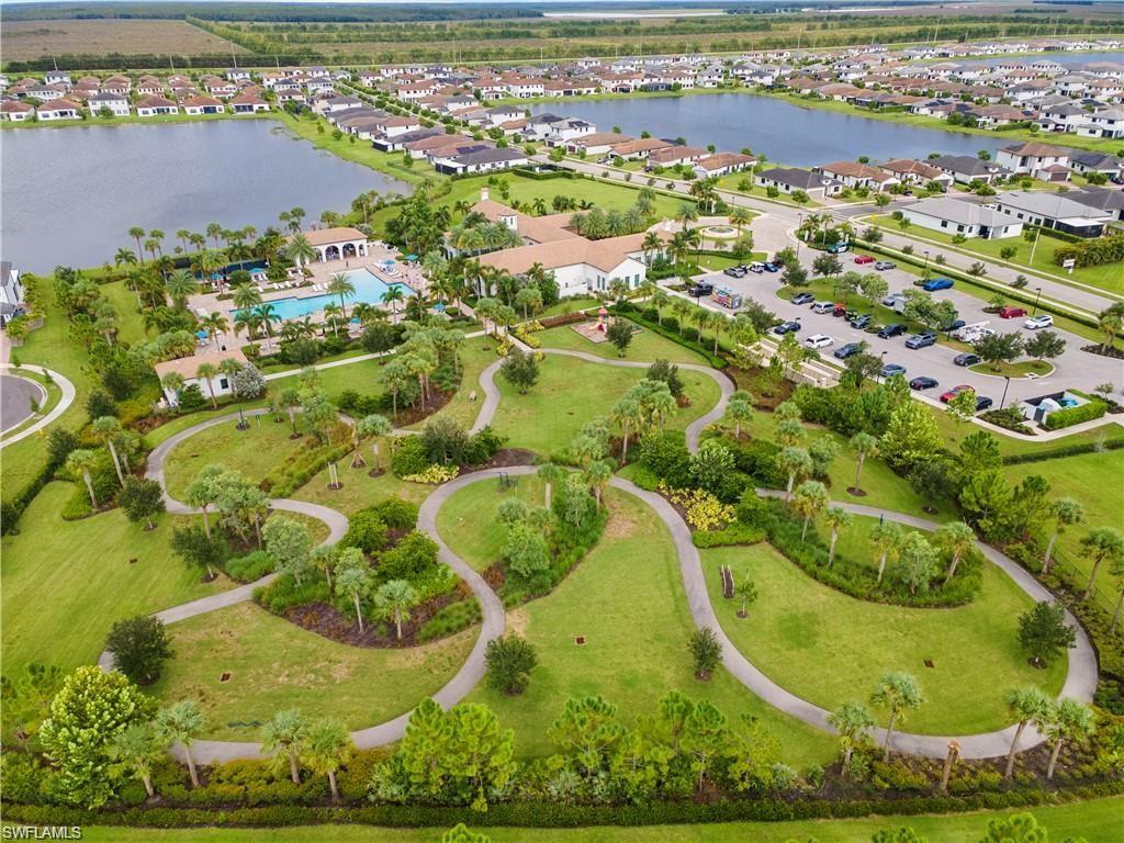 Aerial view of The Club at Maple Ridge.