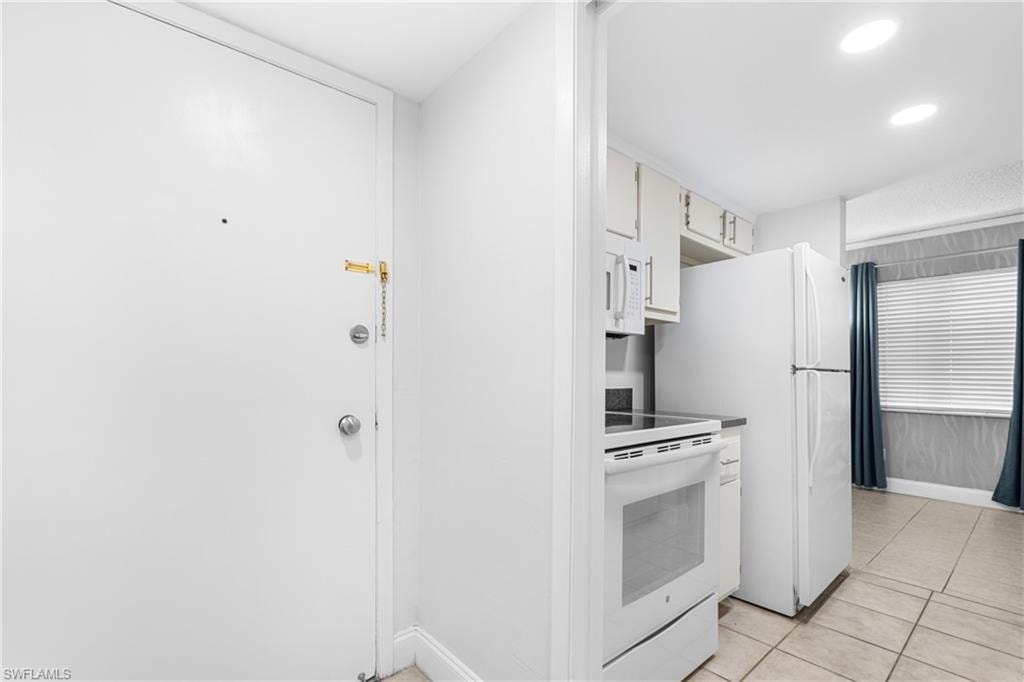 2366 E Mall DR 119 photo 12