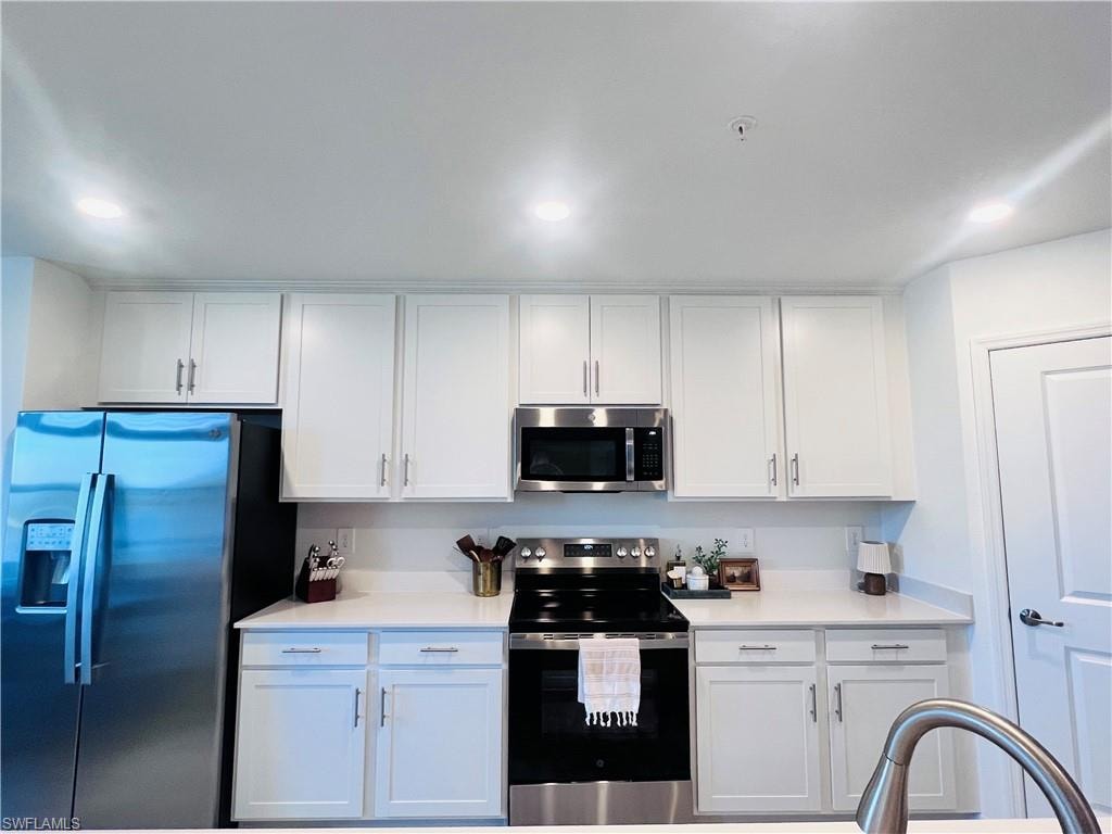 14251 Heritage Landing BLVD 1713 photo 11