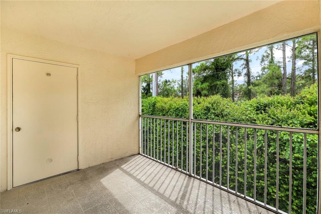 6635 Huntington Lakes CIR 202 photo 18