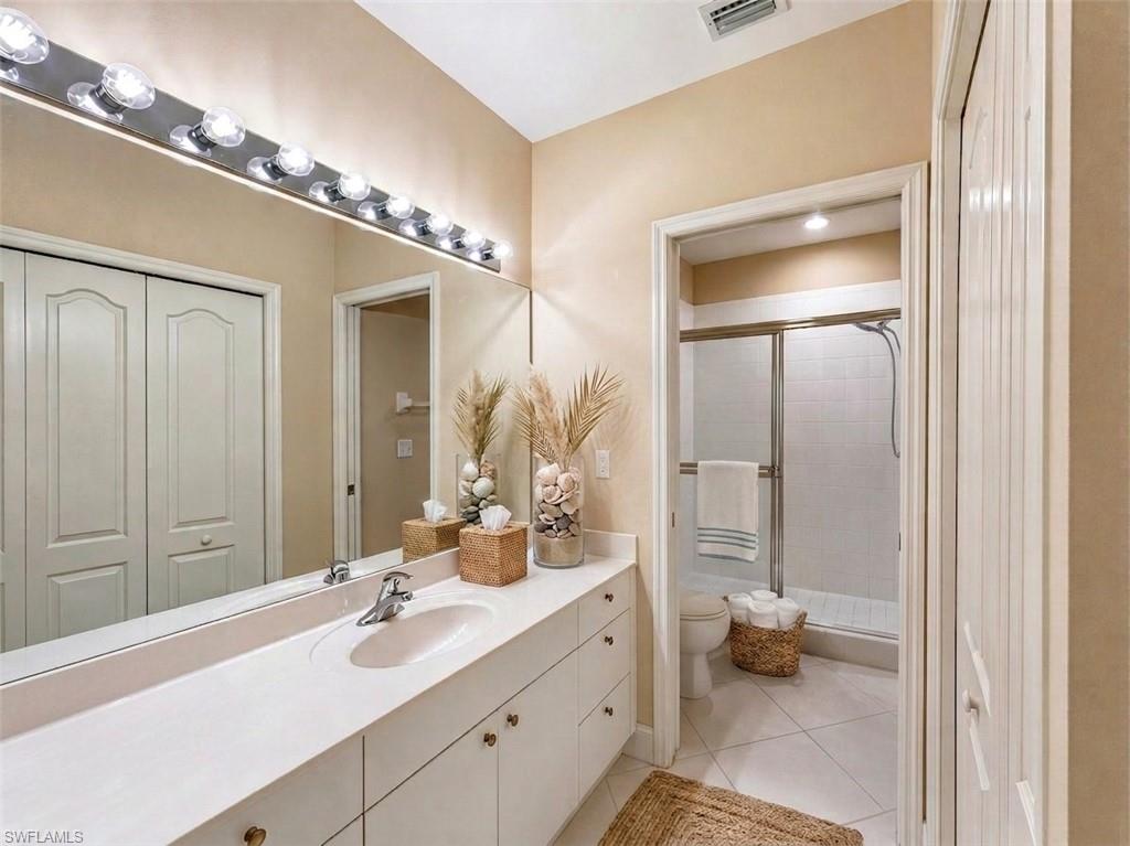 7811 Regal Heron CIR 302 photo 16
