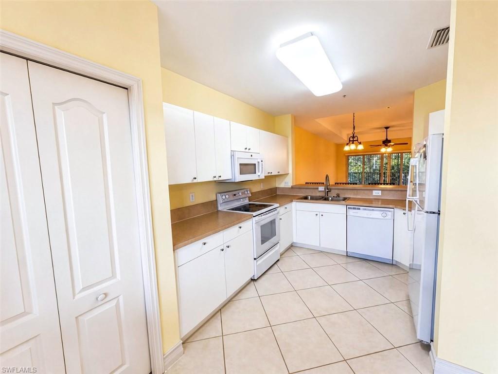 7811 Regal Heron CIR 302