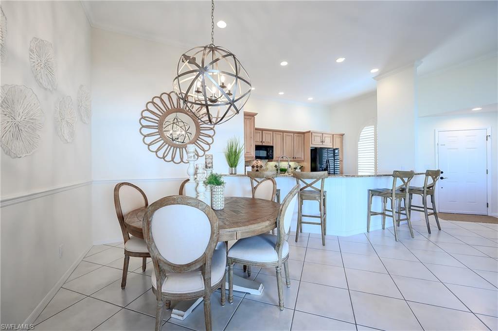 Dining area for inviting guests or a romantic diner...your choice
