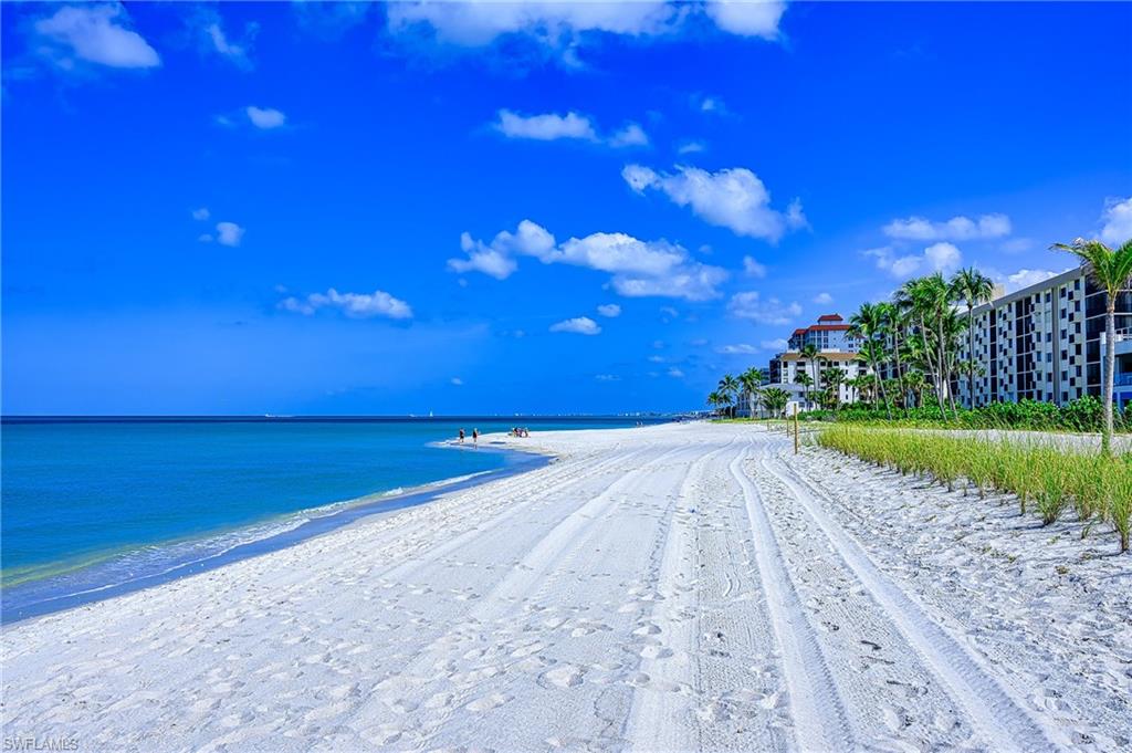 613 Beachwalk CIR J-204 photo 24