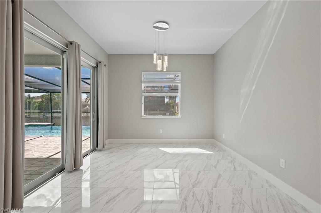 2532 SW 26th PL photo 22
