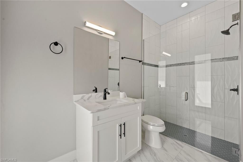 2532 SW 26th PL photo 20