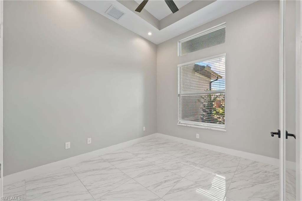 2532 SW 26th PL photo 30