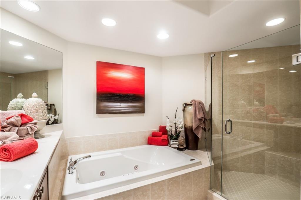 2728 Tiburon BLVD E 302 photo 21