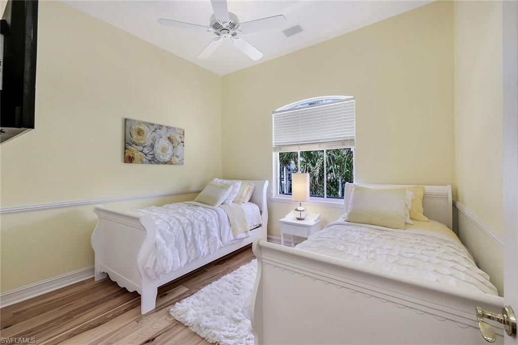 2630 Bolero DR 2-3 photo 16