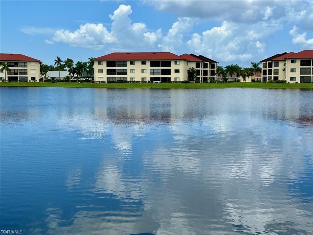 11110 Caravel CIR 201