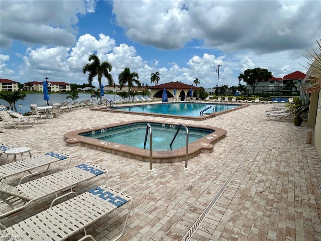 11110 Caravel CIR 201 photo 10