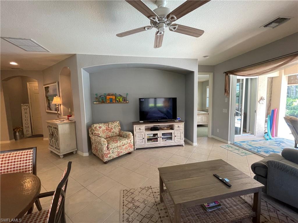 10630 Camarelle CIR photo 10
