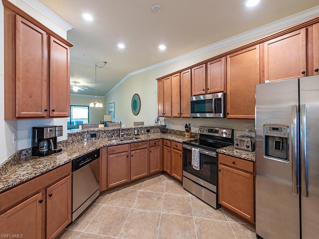 9533 Avellino WAY 2921 photo 7