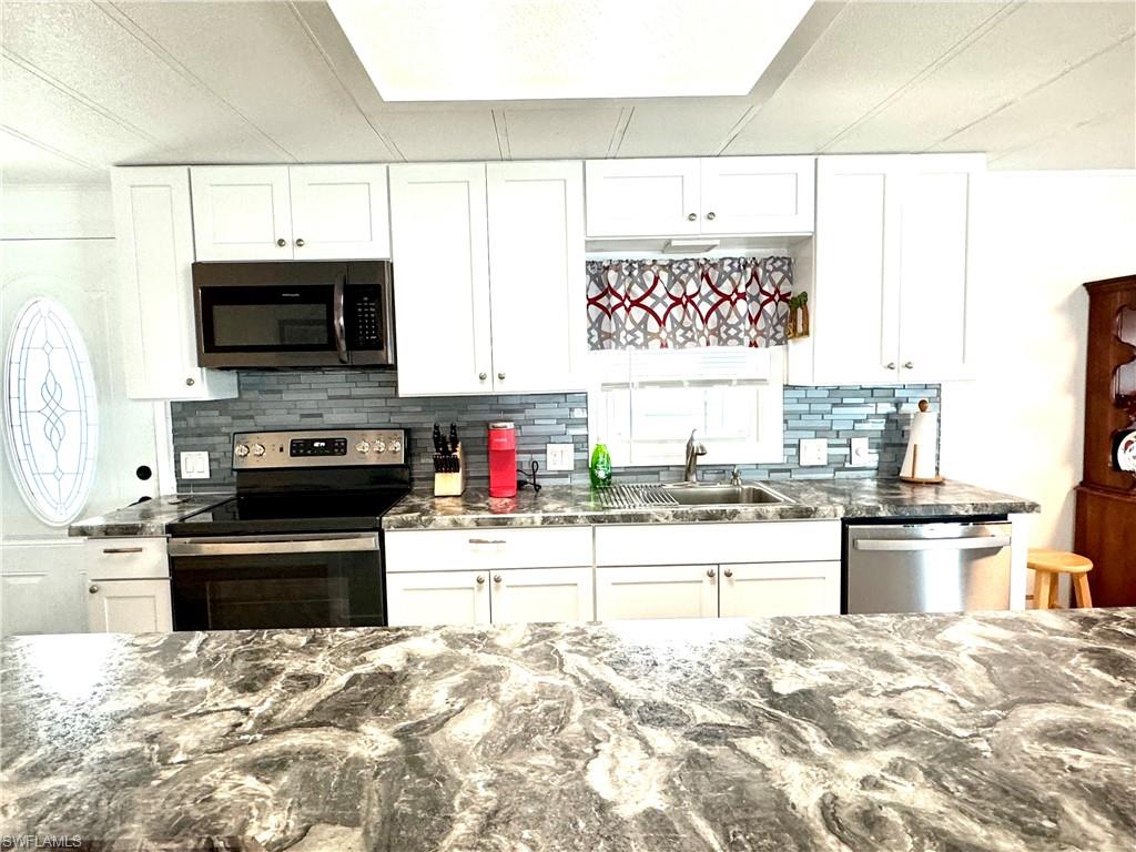 4693 Leilani LN photo 13