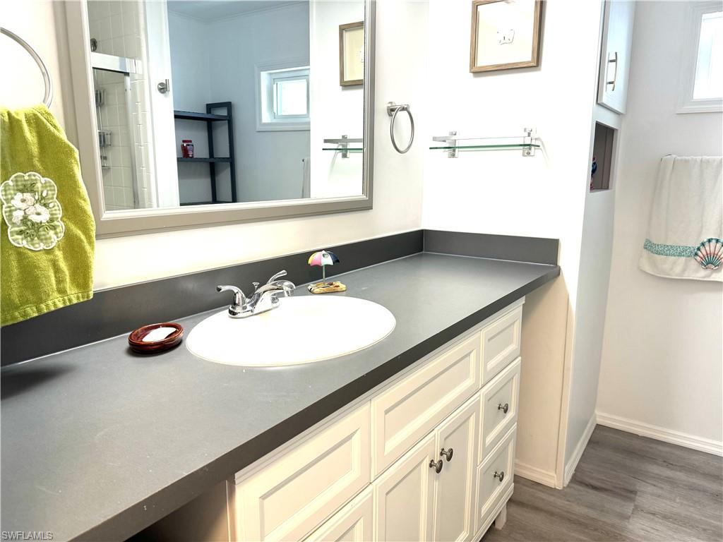4693 Leilani LN photo 9