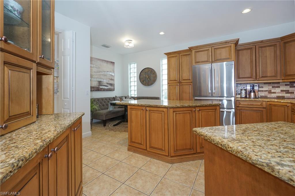 3188 Sundance CIR photo 19