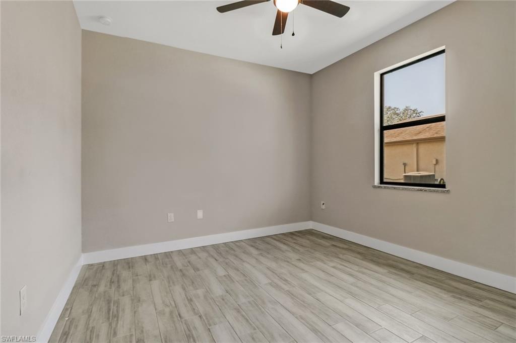 10621 Landau LN photo 17