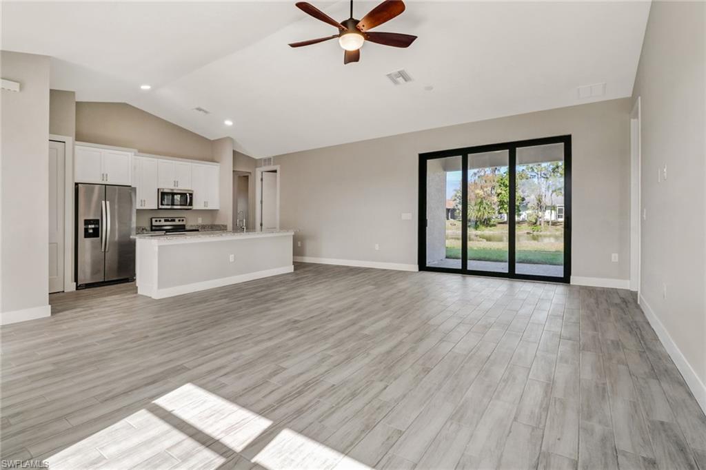 10621 Landau LN photo 7