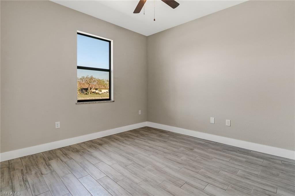 10621 Landau LN photo 14