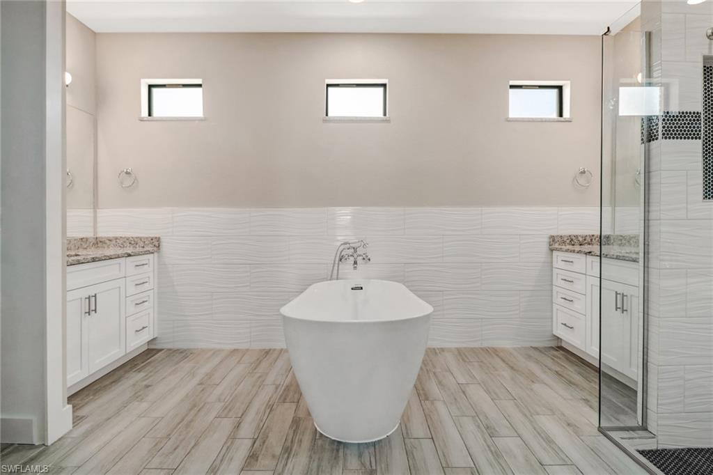 10621 Landau LN photo 11
