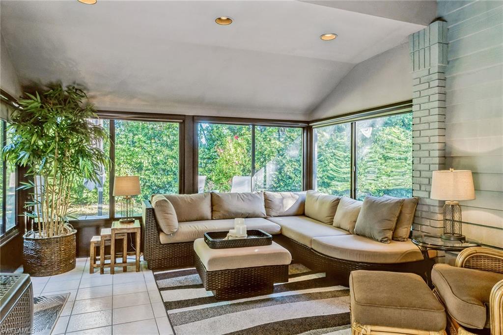 Outdoor Patio/Grill Area