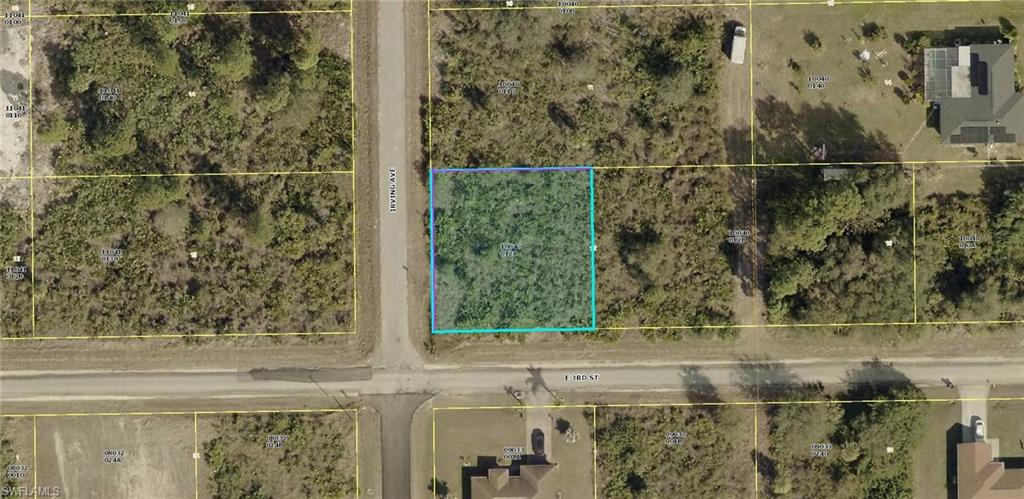 Aerial map of property and surrounding area
