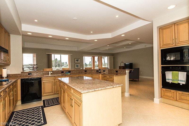 538 Avellino Isles CIR 9201 photo 7