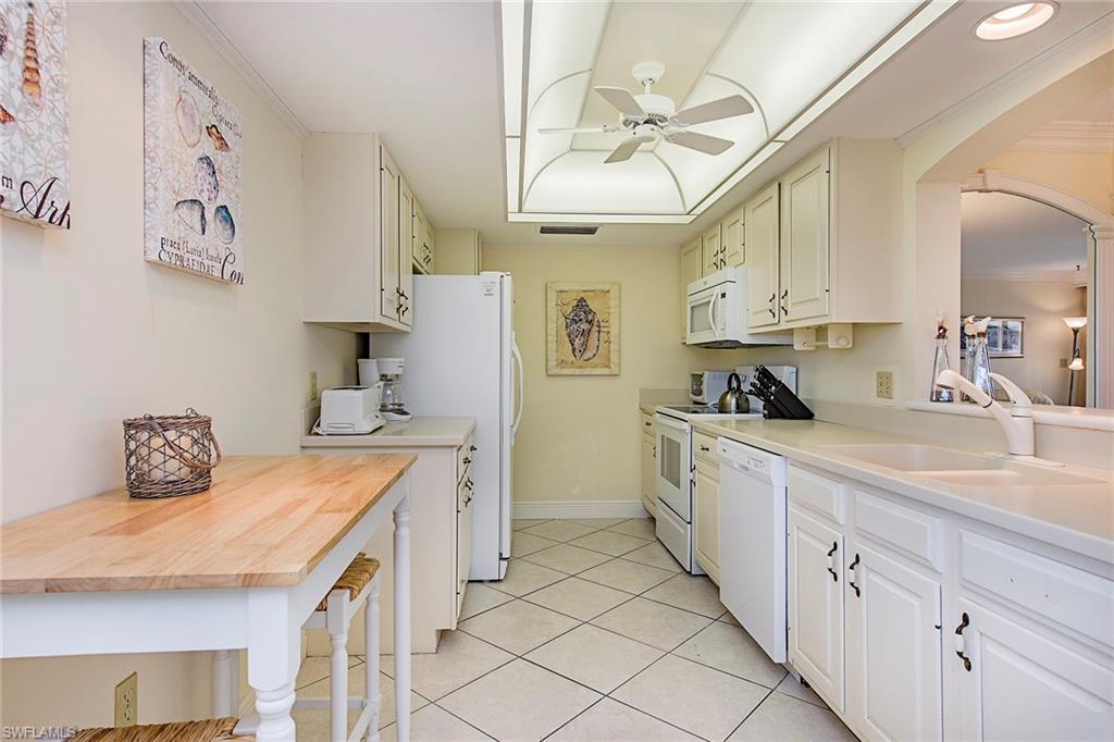 17 BLUEBILL AVE 1104 photo 6