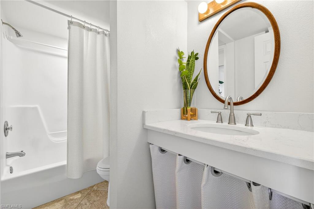 1250 Tennisplace CT B34 photo 24