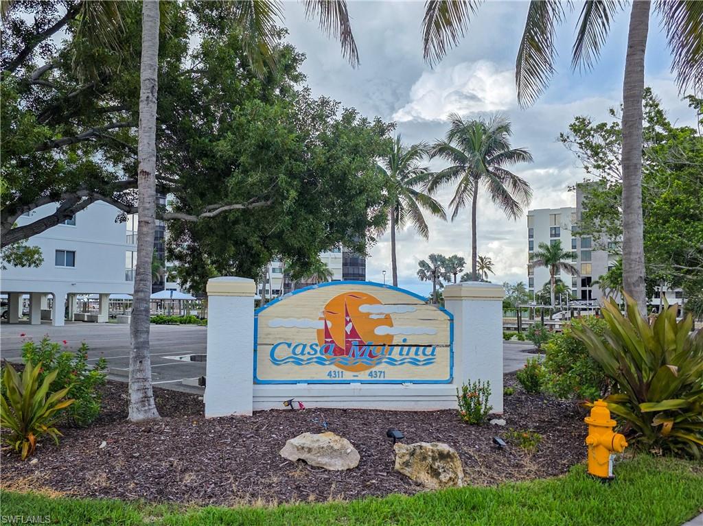 4371 Bay Beach LN 313
