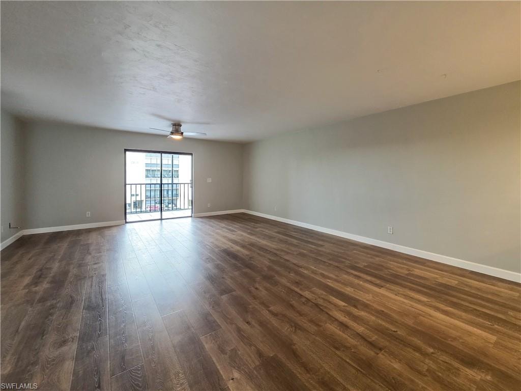 4371 Bay Beach LN 313 photo 8