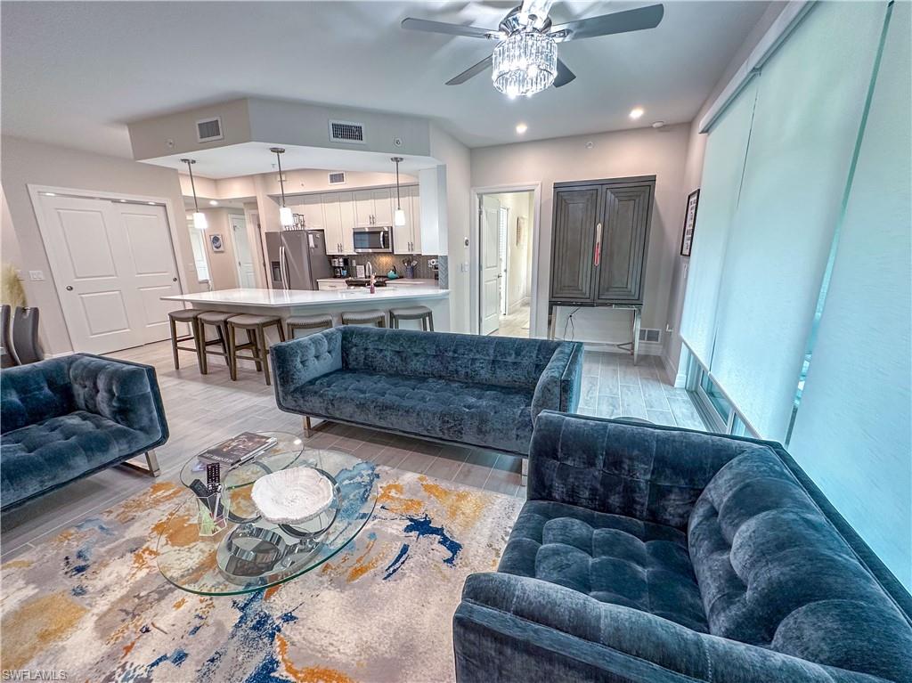 220 Indies Dr E 101 photo 20