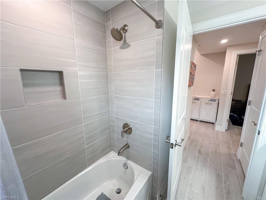 220 Indies Dr E 101 photo 34