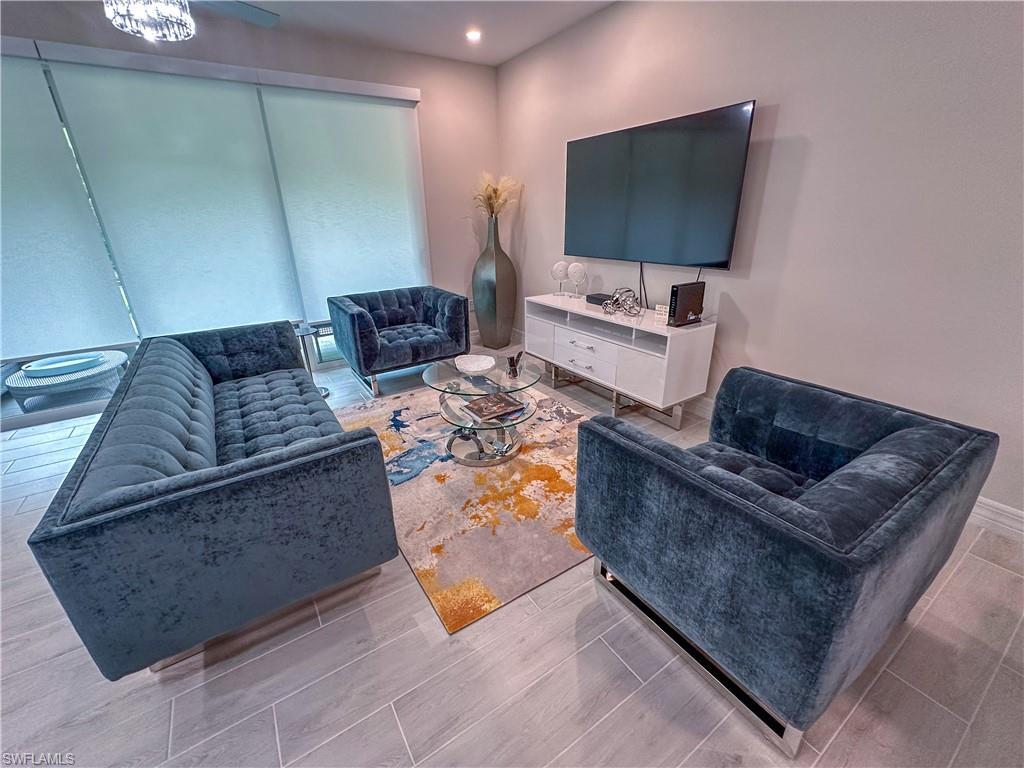 220 Indies Dr E 101 photo 18