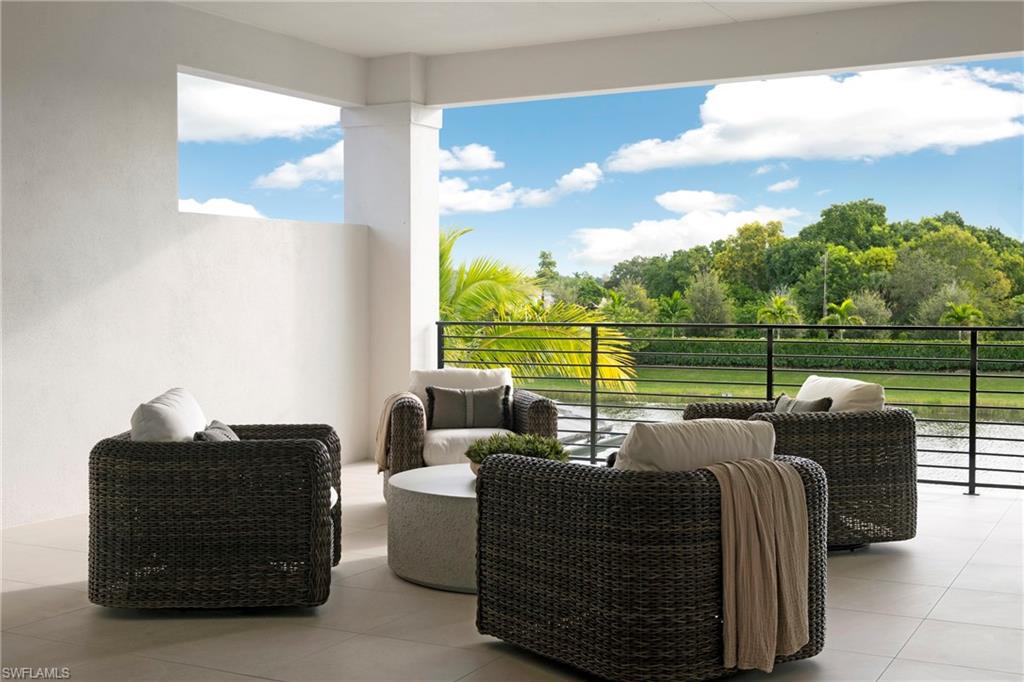 Upstairs Patio Area