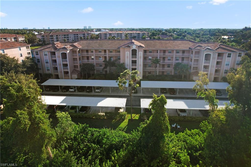 View of apartment building / complex