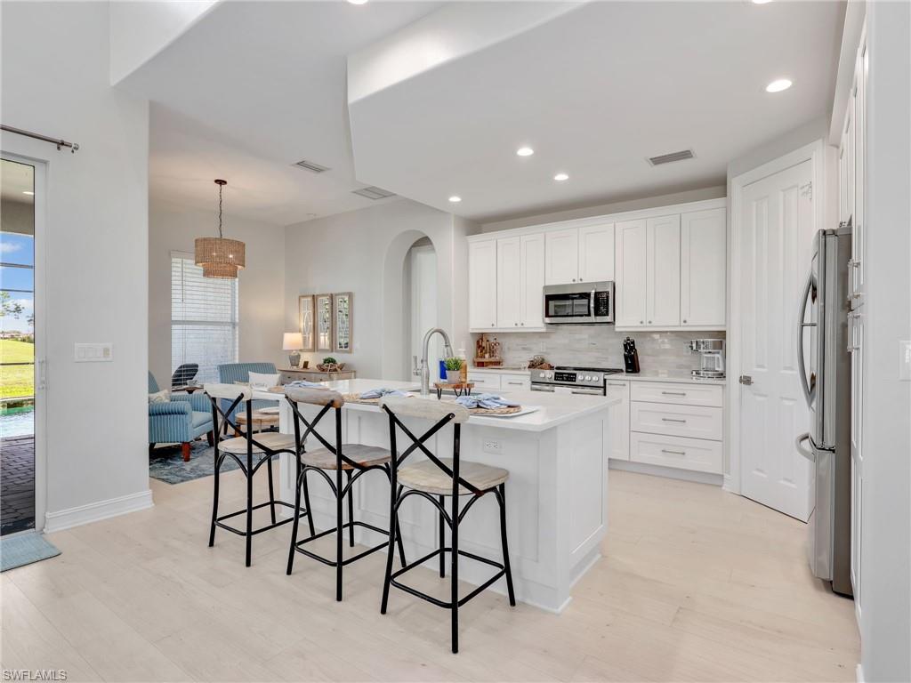 6096 Dogleg DR photo 19