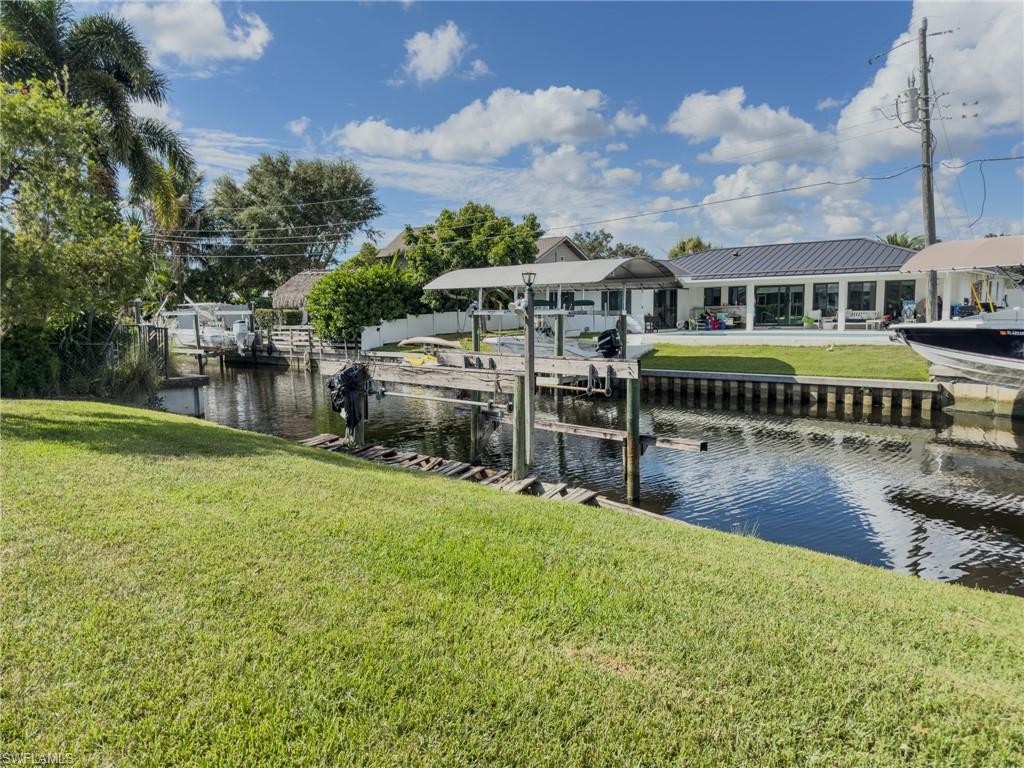 1037 Ione DR photo 33