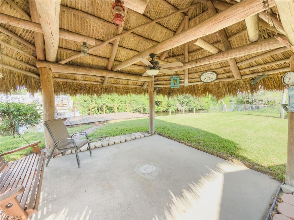 1037 Ione DR photo 14