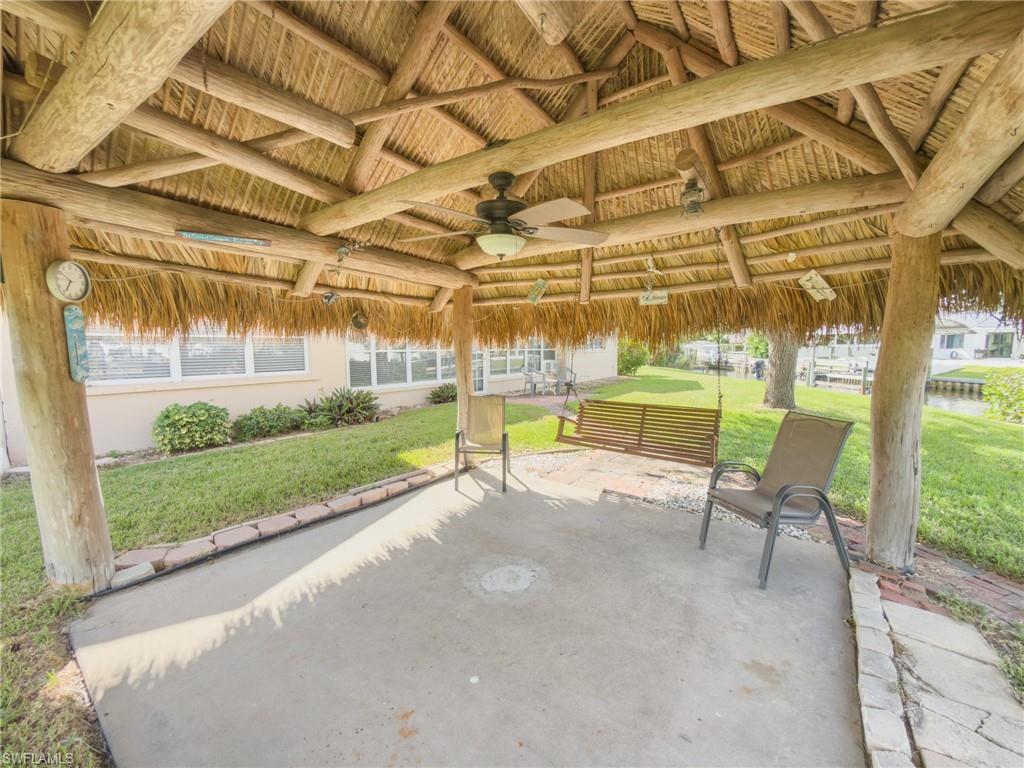 1037 Ione DR photo 44