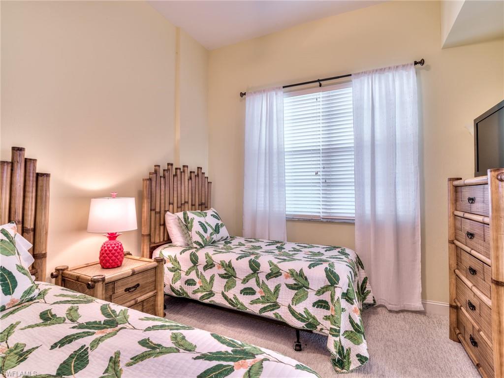 3921 KENS WAY 2301 photo 21