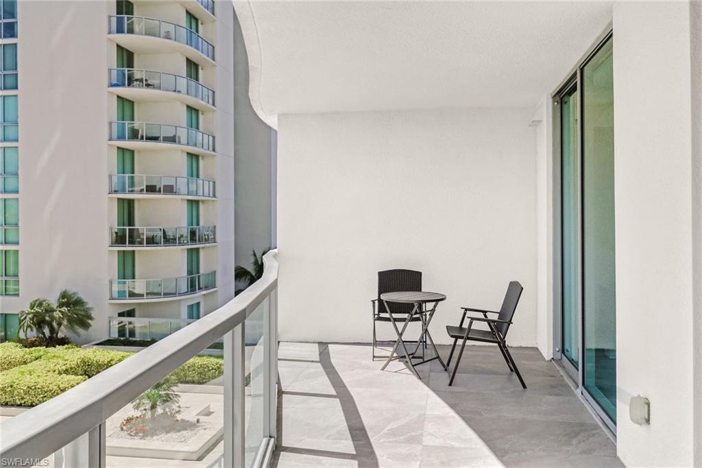 3000 Oasis Grand BLVD 606 photo 28