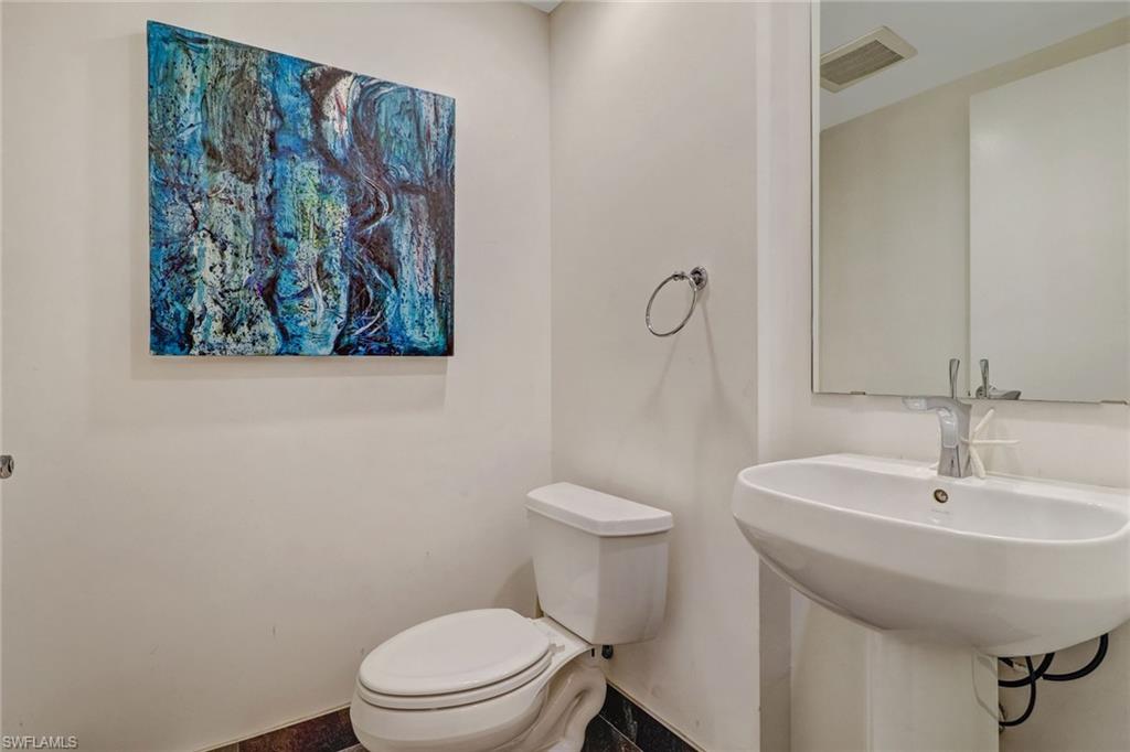 3000 Oasis Grand BLVD 606 photo 14