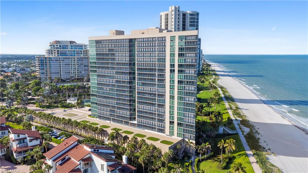 4651 Gulf Shore BLVD N 1805