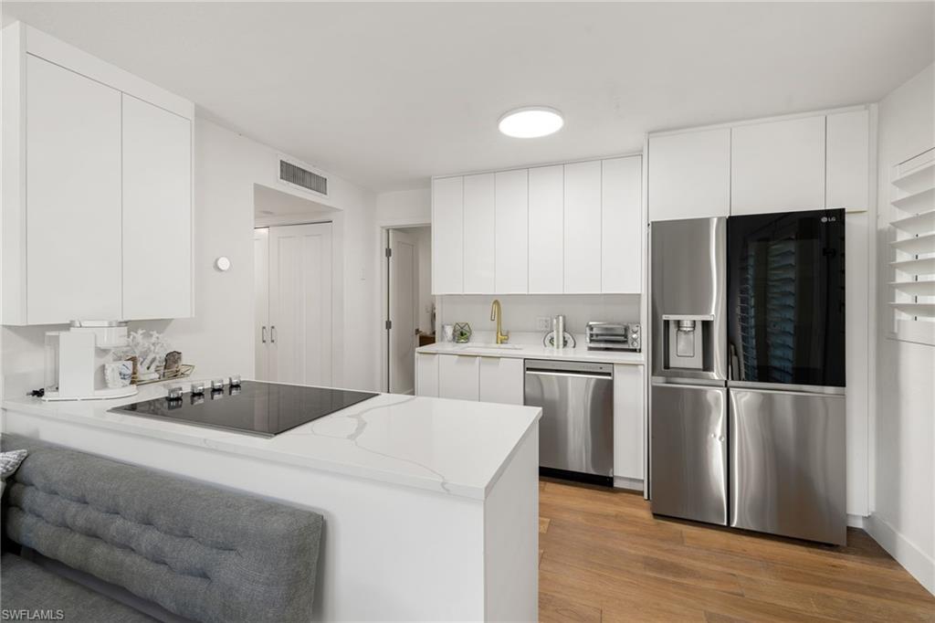 175 Fifth Avenue S 204 photo 7