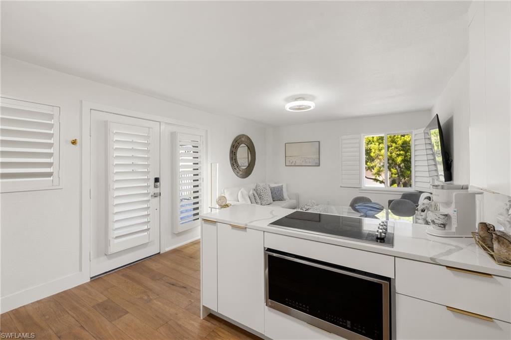 175 Fifth Avenue S 204 photo 11